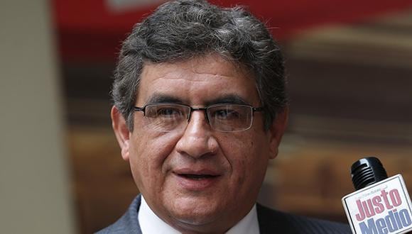 Juan Sheput indicó que escucharán las versiones de los implicados en la denuncia contra Jorge Castro. (Foto: GEC)