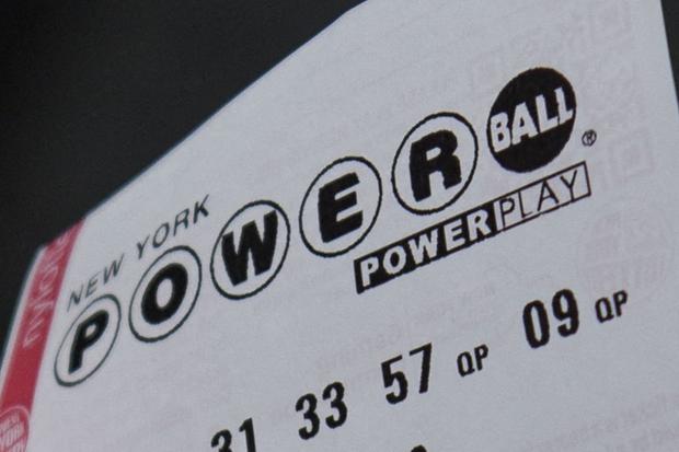 Powerball es un juego de lotería estadounidense ofrecido en 45 estados, el Distrito de Columbia, Puerto Rico y las Islas Vírgenes de EE. UU. (Foto referencial: Angela Weiss / AFP)