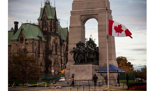 FOTO 3 | Canadá. No solo somos fans de su presidente, Justin Trudeau, sino que también somos fans del precio del iPhone en Canadá. Podrás adquirir este producto por 908 euros, más de 200 euros de diferencia con el precio en nuestro país.