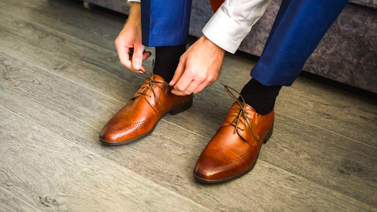 Resultado de imagen para louis vuitton leather dress  Zapatos hombre,  Zapato de vestir hombre, Zapatos elegantes hombre