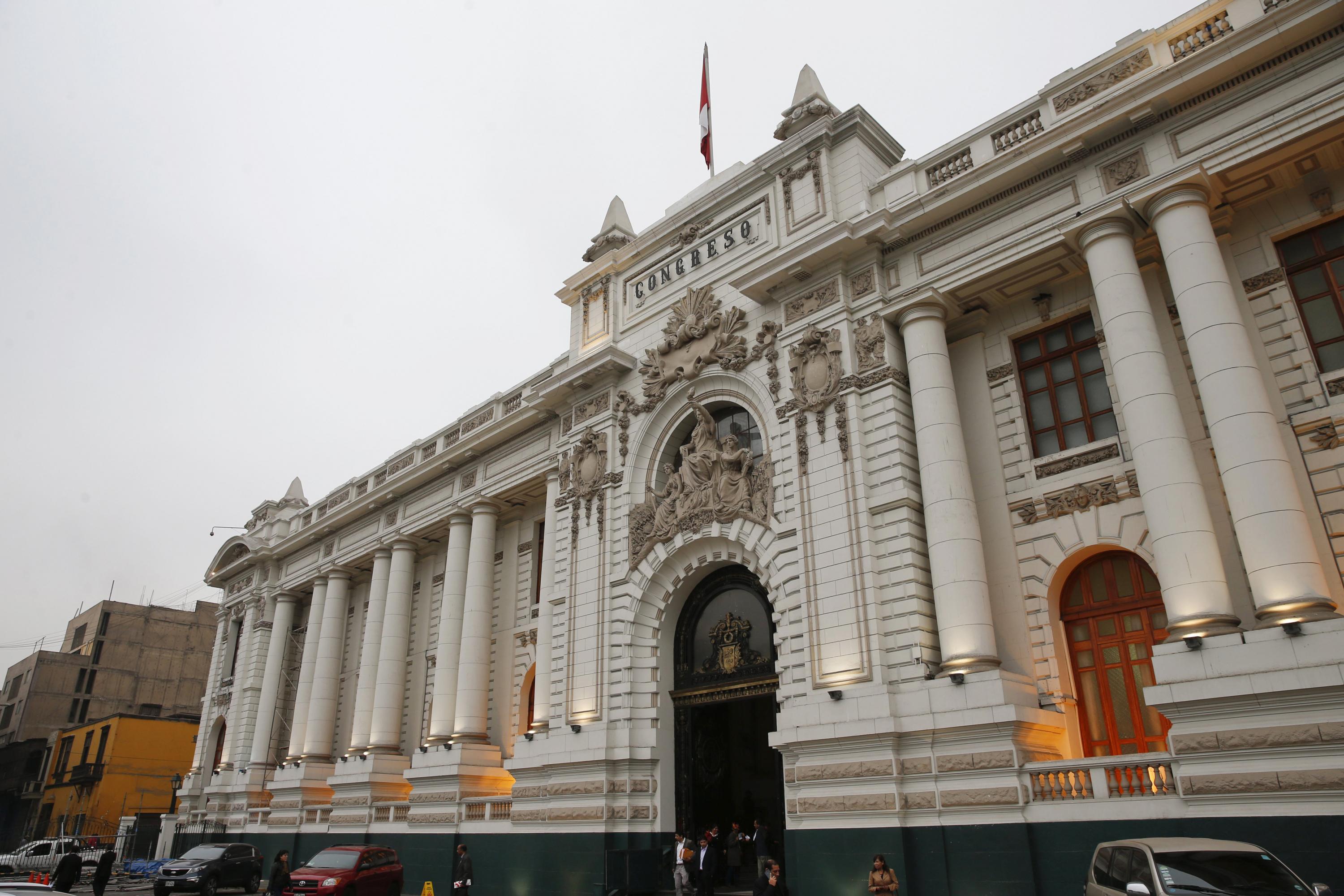 Aplicación. Jorge Dávila comentó que la responsabilidad de directores se debería aplicar desde que el marco legal se complete, no antes. (Foto: GEC)