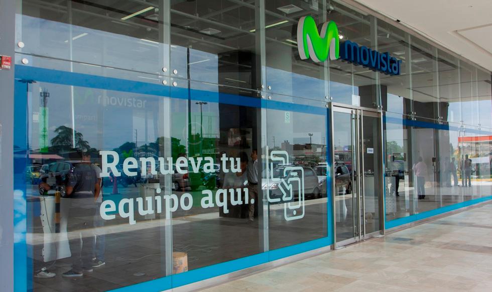 Foto 2 |   Movistar presentó el séptimo canal propio con el que atenderá al país, el cual formará parte de su parrilla de televisión de pago, tal como informamos. Luis  Acuña, director de Marketing de Movistar TV, reveló que el canal permitirá explorar nuevas oportunidades de producción en el Perú dentro de la ficción en español. Movistar Series, que difundirá  12 programas propios como La Peste, captará desde este mes a un público que busca contenido con el que se relacione. “Es el inicio de la producción propia (en ficción) de Movistar, y de todas formas vamos a tener  producción peruana en un momento”, dijo.