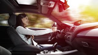 La seguridad y el confort definen la preferencia femenina al comprar un auto