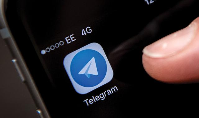 FOTO 6 | Espectro del terrorismo: Esta confidencialidad es un arma de doble filo que le valió fricciones con las autoridades en Rusia y en Irán, donde fue bloqueado provisionalmente en diciembre y enero durante los disturbios que estallaron después de unas manifestaciones de protesta contra el alto coste de la vida. También fue blanco de críticas en el contexto de la amenaza terrorista. Después de los atentados de París en 2015 decidió cerrar las cuentas relacionadas con el grupo yihadista Estado Islámico.