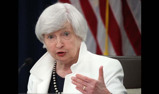 FOTO 1 | Janet Yellen. Pros: en julio, Trump declaró al Wall Street Journal que está a favor de tasas bajas y agregó que Yellen “ha sido históricamente una persona de tasas de interés bajas”. (Foto: AFP)