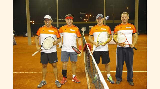 Julio Bartens y Mauricio Sanchez (Entel); Federico Bauer y Hector Jenssen (Montana)