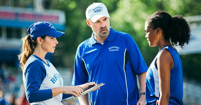 Foto 9 | El film de Sony "Overcomer" recogió US$ 1.5 millones. Este aborda la historia de un exentrenador de baloncesto que acepta ayudar a preparar a una joven huérfana con asma para una competición. (Foto: IMDB)