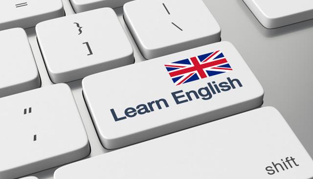 FOTO 2 | Guía de turistas. Si además de dominar la lengua inglesa tienes conocimiento de la ciudad en la que vives y de los lugares que frecuenta todo aquel que visita tu país, deberías pensar en ser guía de turistas. Puedes empezar con algunos amigos de otros países que vengan de visita y ofrecer este servicio a través de redes sociales; una ventaja de este tipo de trabajo es que podrás adaptarlo a tu agenda. No olvides revisar las licencias que la Secretaría de Turismo da para convertirte en un guía profesional y brindar más confiabilidad a tus clientes, así como ampliar tu mercado.  (Foto: Freepik)