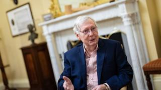 Líder republicano McConnell: no tengo “plan secreto” para resolver límite de deuda