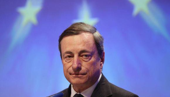 De cabello canoso, traje y corbata sobrios y perfil aquilino, Mario Draghi, un hombre discreto y poco aficionado a la mundanalidad que nunca se ha sometido al voto popular. (Foto: Getty Images).