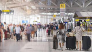 EE.UU. requerirá de aerolíneas rembolsos por equipaje atrasado