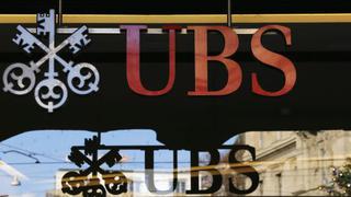 Ganancia de UBS supera las previsiones en el cuarto trimestre