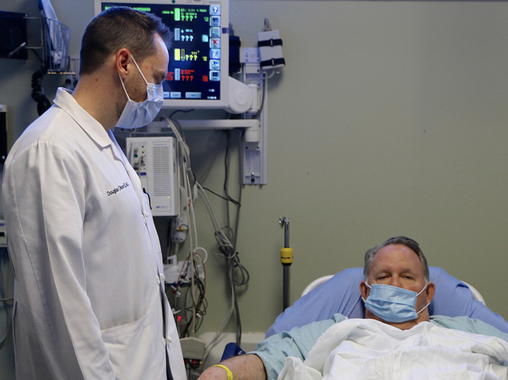 FOTO 37 | Enfermera de cuidados intensivos
Proporcionan asistencia de enfermería avanzada a pacientes que padecen afecciones agudas como ataques cardíacos, síndrome de dificultad respiratoria o conmoción.
Tolerancia al estrés: 97
Salario anual promedio (2017): 70,000 dólares