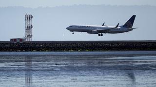 Adiós al temido asiento del medio en los aviones, gracias al distanciamiento social