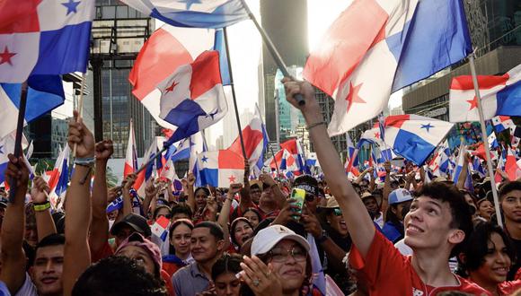 Manifestación para celebrar el fallo judicial contra First Quantum Minerals, durante el Día de la Independencia en Ciudad de Panamá, el 28 de noviembre.