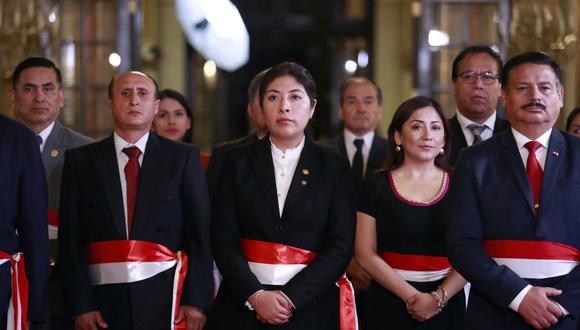 En una ceremonia desarrollada en el salón Dorado de Palacio de Gobierno, el presidente de la República, Pedro Castillo Terrones, tomó juramento a nuevos ministros de Estado.
