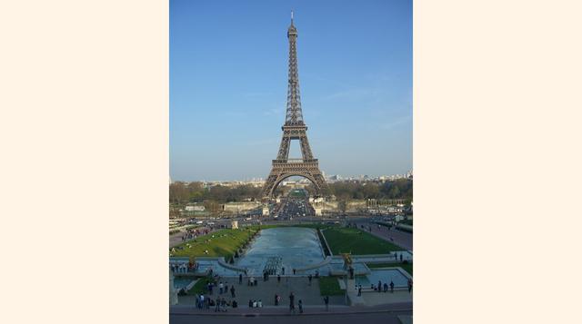 Francia, 83.7 millones de visitantes. El Museo de Louvre, la Torre Eiffel, su gastronomía, sus vinos, su arquitectura, sus mujeres son algunos de los elementos que hacen de Francia uno de los destinos preferidos por todos los turistas en el mundo.