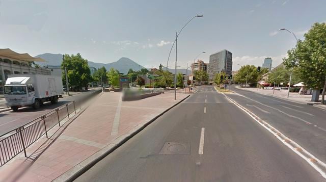 El ranking es liderado por Vitacura, comuna de la ciudad de Santiago de Chile que alcanza un valor promedio de US$ 3,430 por metro cuadrado construido.