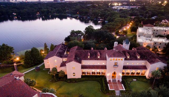 FOTO 10 | Florida - Rollins College. Costos de matrícula, alojamiento, comida y otros costos, 2016-17: US$ 67,110. Precio promedio pagado por un estudiante con ayuda / beca, 2015-2016: US$ 35,726. Ubicación: Winter Park, FL

Sector: privado sin fines de lucro. Número de estudiantes: 3,240. (Foto: Rollins College)