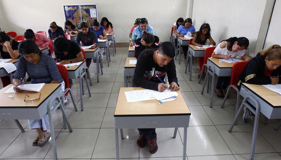 La ministra de Educación, Márquez insistió en defender la necesidad de que todos los maestros compitan en igualdad de condiciones. (Foto: GEC)