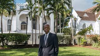 Bahamas vence a potencias globales en carrera de moneda digital
