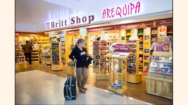El aeropuerto de Arequipa ahora cuenta con tiendas comerciales como “Britt Shop” y “Travel Zone” para brindar una mejor experiencia al usuario de la terminal.