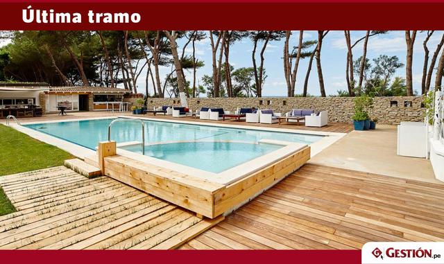 Praia Art Resort es un lugar muy especial donde parar. Tiene una decoración que sólo se ve en Italia, como cielorrasos con vigas pintados a la cal y pisos de terrazo, con hamacas apenas suspendidas sobre el mar Jónico y un spa que se especializa en drenaj