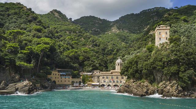 En una capilla benedictina en la Riviera Italiana. Esta es la manera en que Kozolchyk afirma que garantizará privacidad en Portofino, el lugar perfecto para tomar fotos. Primero, se debe alojar en el Hotel Splendido de Belmond, un impresionante hotel de c