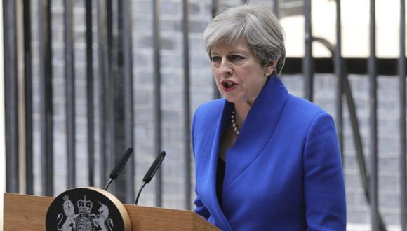 "Vamos a salir de la UE como Reino Unido en su conjunto y negociaremos como Reino Unido en su conjunto", afirmó Theresa May, llamando una vez más a aprobar su acuerdo. (Foto: EFE)