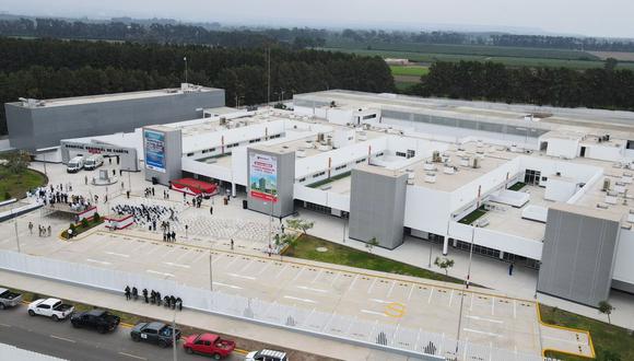 Hospital Regional de Cañete Rezola tras más de 10 años de iniciada su construcción. (Foto: Ministerio de Salud)