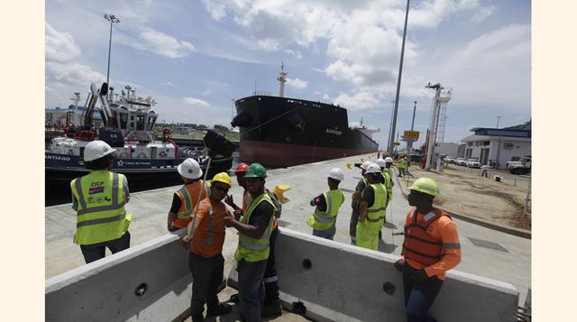 El momento más tenso se produjo en el 2014, cuando GUPC paró las obras por falta de liquidez y reclamos por sobrecostos, después que la autoridad canalera acusara al consorcio de no utilizar el cemento adecuado. (Foto: AP)