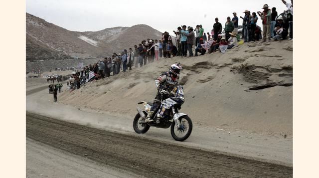 El piloto peruano Ignacio Flores completó hoy su gran campaña en el rally Dakar 2013, al finalizar en el octavo puesto de la categoría cuatrimotos tras superar las catorce etapas de la carrera y completar por primera vez todo el recorrido.