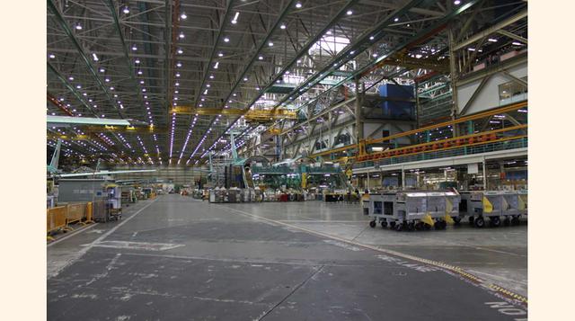 FOTO 5 | Empezamos en la línea de producción 777.