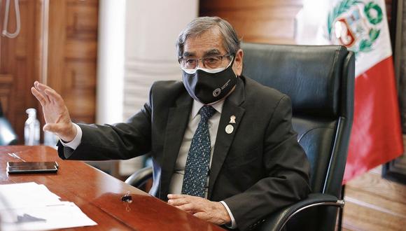 Exministro Óscar Ugarte consideró que la comisión de expertos contra el dengue venía trabajando de forma adecuada. (Joel Alonzo/ @photo.gec)