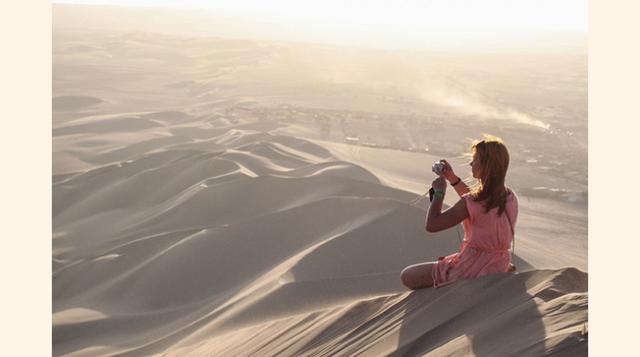 Desierto Ica, Perú. Perú posee uno de los desiertos más hermosos de Latinoamérica y es el lugar ideal para practicar sandboard si eres del tipo «extremo». Puedes aprovechar también la posibilidad que te dan los nativos de hacer un recorrido a bordo de veh