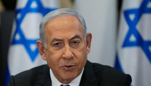 El primer ministro israelí, Benjamin Netanyahu, preside una reunión de gabinete en la base militar de Kirya, que alberga el Ministerio de Defensa, el 24 de diciembre de 2023. (EFE/EPA/Ohad Zwigenberg).