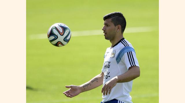 La revista Forbes calculó que Agüero recibe cerca de US$ 5 millones de ingresos adicionales. (Foto: Losandes)