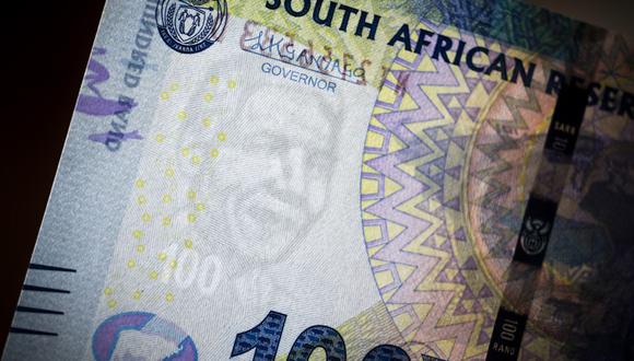 El indicador de divisas de países en desarrollo de MSCI tocó un mínimo de tres años el mes pasado, y las elecciones preferidas de Robertson en Sudáfrica, México y Brasil están poniendo a prueba sus niveles más débiles en registro. (Foto: Bloomberg)