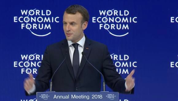 "Francia está de vuelta" dice el presidente Macron en Davos