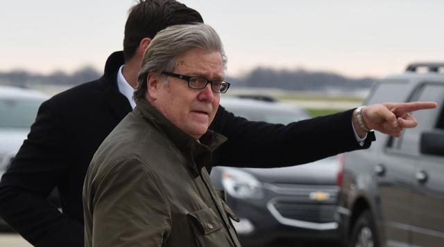 2. Stephen Bannon será estratega en Jefe de la Casa Blanca. Nació en 1953, en una familia demócrata de Virginia pero con el tiempo se convirtió en un republicano del ala más conservadora y admirador acérrimo de Ronald Reagan. Sirvió en la armada de los EE