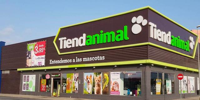 FOTO 1 | La adquisición de Tiedanimal por parte de Emefin, la oficina corporativa del grupo Mulder, recibió la aprobación de la Comisión Nacional de los Mercados y la Competencia de España. Se trata de uno de los líeres españoles en tiendas para mascotas con más de 60 locales en dicho país. (Foto: Tiendanimal)
