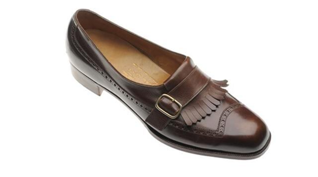 John Lobb Bootmaker. Es importante no confundir esta casa londinense artesanal con los zapatos industriales que también bajo el nombre de John Lobb comercializa el grupo Hermès por medio mundo. Con dos distinciones reales, la casa más mítica de zapatería 