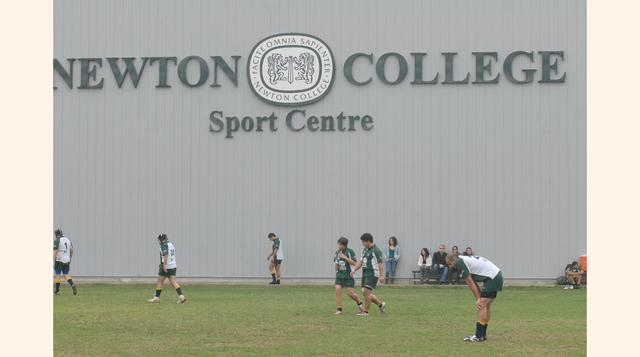 Newton College (La Molina). En este año su mensualidad es de US$ 1,068. La cuota de ingreso es US$ 15,000.