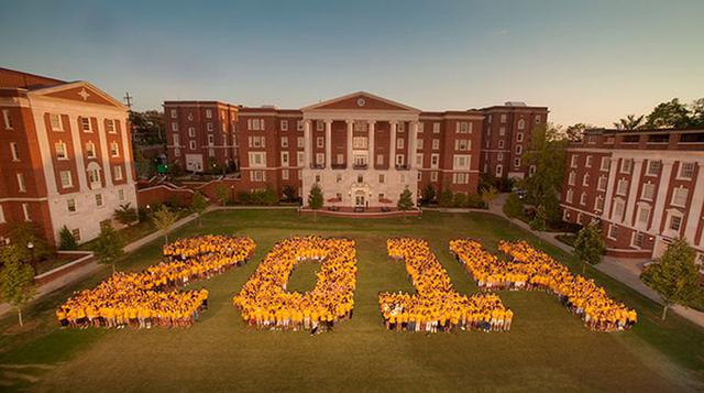 15. Vanderbilt University. Su escuela de Derecho The Nashville es la alma mater de Al Gore y el ex senador Fred Thompson.