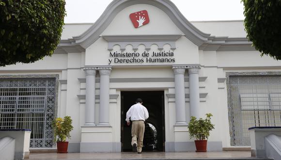 El Ministerio de Justicia se opone al retorno de María Caruajulca a la Procuraduría General del Estado.