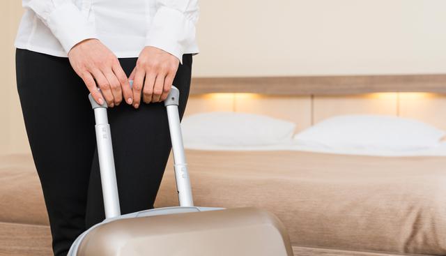 FOTO 3 | 3. Vivienda. Los tipos de alojamiento más comunes son: hospedaje con familias, las residencias de estudiantes y las casas compartidas, estas últimas son las más recomendables si la estancia va a ser larga y si se busca alcanzar un nivel de madurez más alto, ya que todos los gastos van por cuenta del estudiante. Por otro lado, el hospedaje con familias es perfecto para practicar tu nuevo idioma y utilizarlo en situaciones reales. Como ves, resulta muy importante que definas antes de partir el tipo de alojamiento que más se adapte a tus objetivos de aprendizaje y a tus posibilidades económicas. (Foto: Freepik)