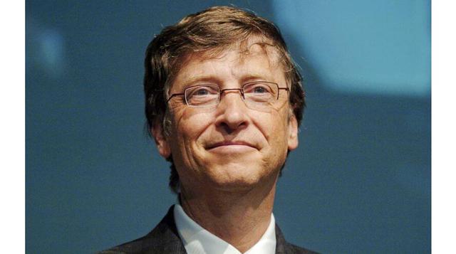 Bill Gates y Paul Allen iniciaron una empresa en la secundaria. A los 14 años Bill Gates tenía una computadora y desarrolló una gran pasión por la programación que cambiaría al mundo. Se asoció con Paul Allen para fundar Microsoft, el software que se apod