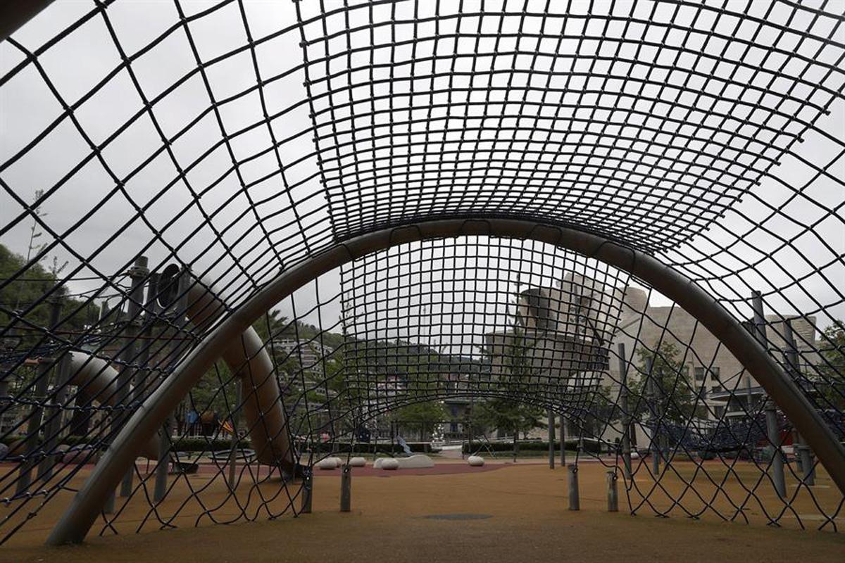 Los casos confirmados en España aumentaron en más de 4,200 y ya suman 208,389, según el parte diario de Sanidad. (Foto: EFE/Luis Tejido)