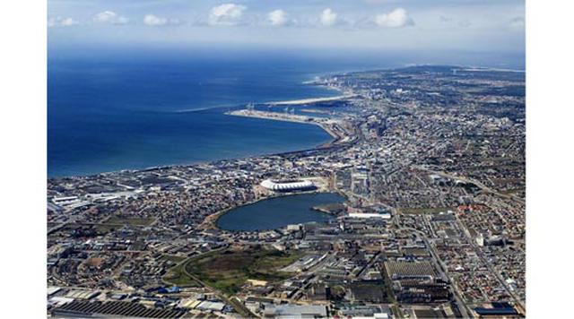 Nelson Mandela Bay, Sudáfrica. Homicidios: 404. Población: 1.152.115. Tasa de homicidios: 34.89. En la imagen: Vista aérea de la ciudad de Puerto Elizabeth, en Nelson Mandela Bay. (Foto: Getty)