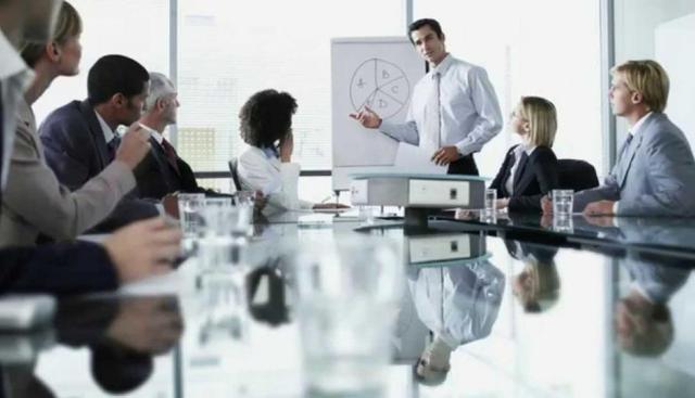 5 | Marketing. Los recién egresados del instituto San Ignacio De Loyola son los que reciben ingresos mensuales promedios (S/ 3,039) entre los graduados de institutos.